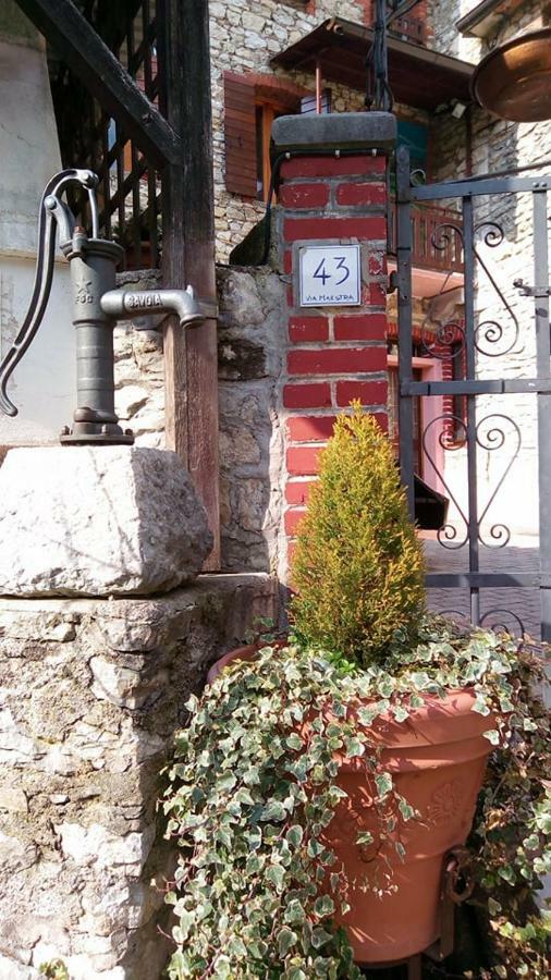 Il Borgo Dei Laghi Villa Revine Lago Bagian luar foto