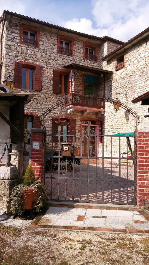 Il Borgo Dei Laghi Villa Revine Lago Bagian luar foto
