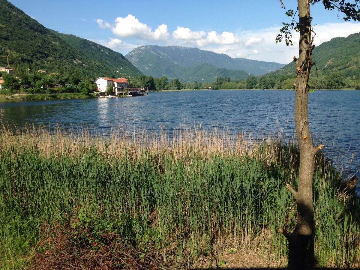 Il Borgo Dei Laghi Villa Revine Lago Bagian luar foto